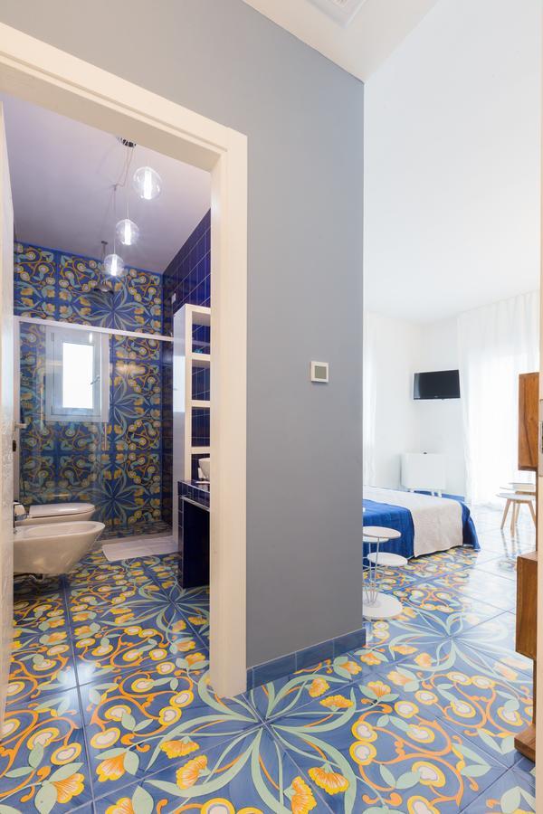 Le Bateau Bleu - Adults Only 12 Plus Порто-Чезарео Екстер'єр фото